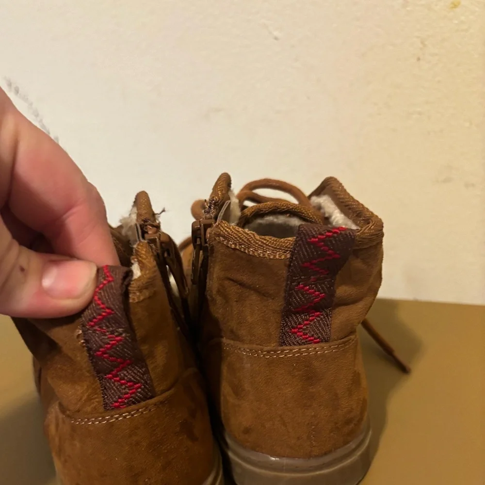 Kids Cat & Jack  Brown boots